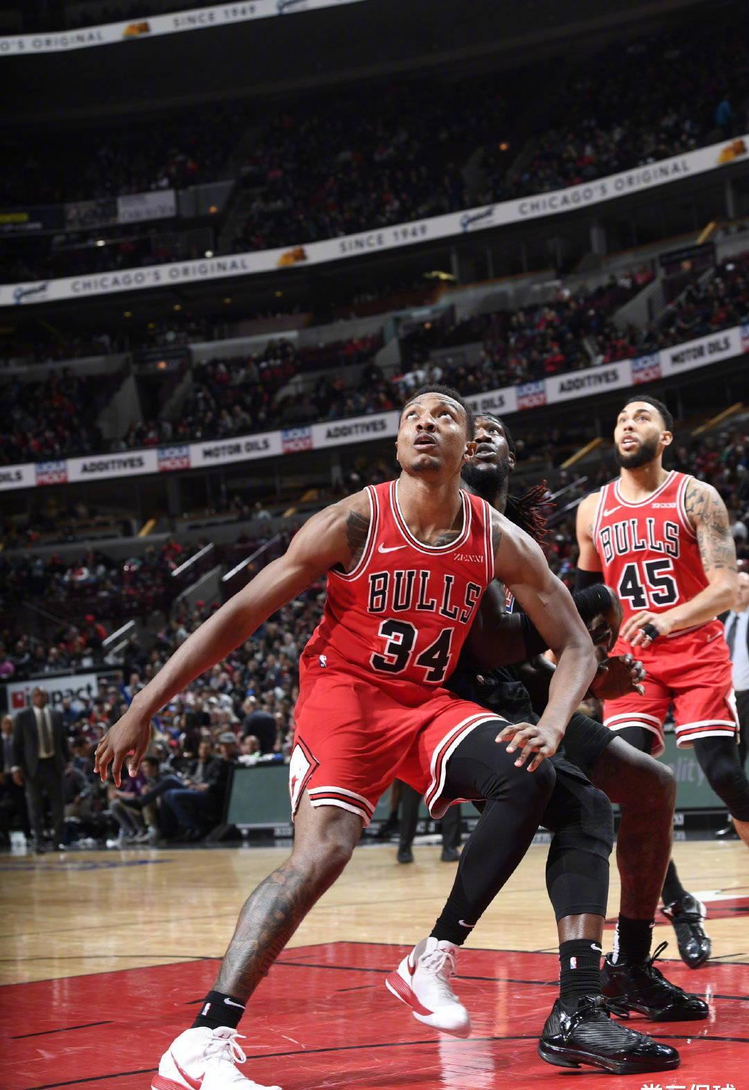 包含NBA季后赛赛程吃紧，芝加哥公牛冲刺阶段门线救险，媒体盛赞，团队化学反应显著的词条